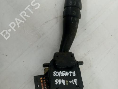 Used Headlight switch KIA SORENTO I (JC) [2002-2011]  19563569
