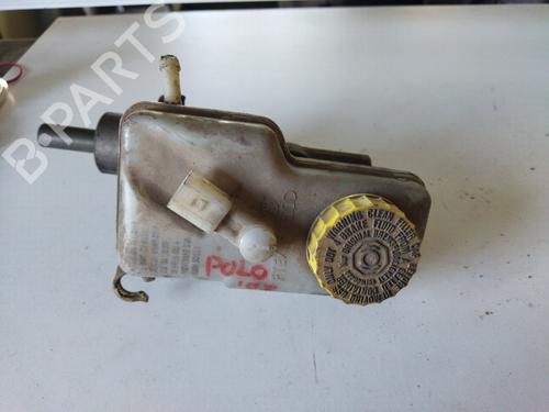 Used Brake master cylinder VW POLO (9N_, 9A_) 1.4 TDI (75 hp) 19556689