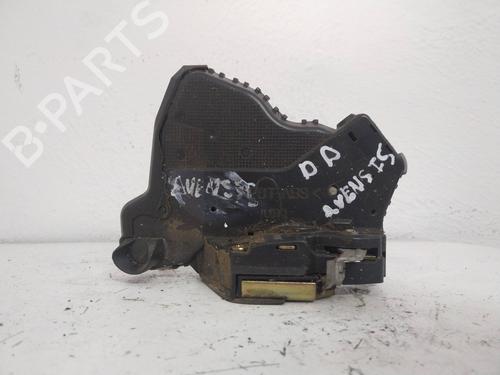 Used Front right lock TOYOTA AVENSIS (_T25_) [2003-2008]  19557024