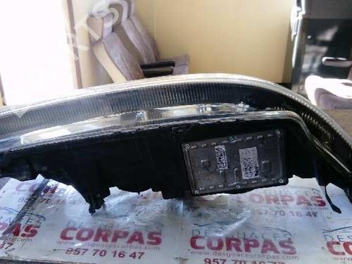 Left headlight RENAULT LAGUNA II Grandtour (KG0/1_) 2.2 dCi (KG0F) | BP19552172C28 
