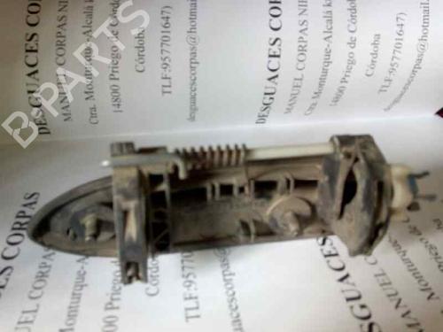 Used Front right exterior door handle RENAULT MEGANE I Coach (DA0/1_) [1996-2003]  19546071