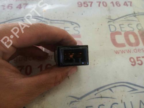 Right rear window switch KIA SORENTO I (JC)  | BP19553944I28 