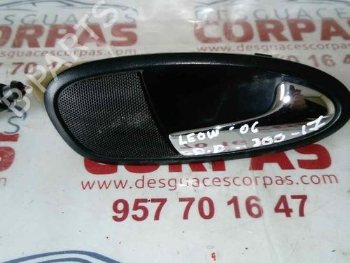 Used Front right interior door handle SEAT LEON (1P1) [2005-2013]  19550570