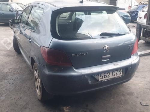 Left mirror PEUGEOT 307 Break (3E) 1.6 HDi 110 | BP19570505C26 