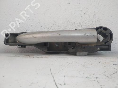 Used Front left exterior door handle RENAULT CLIO III (BR0/1, CR0/1) [2005-2014]  19557212