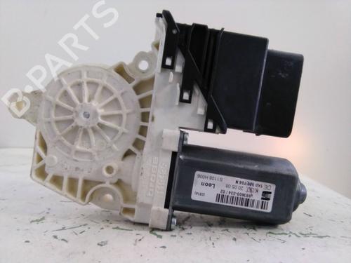 Rudehejsemotor bagstkærm højre SEAT LEON (1P1) [2005-2013]  19559154