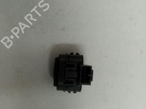 Right rear window switch JAGUAR XJ (X308)  | BP19561167I28 