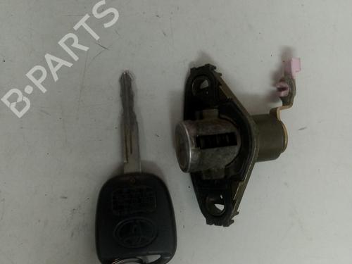 other-toyota-corolla-_e12_-n0501341-2001-2002-2003-2004-2005-2006-2007-2008-19561495 main image