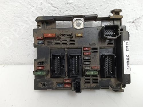 Used Fuse box Fuse box CITROËN XSARA (N1) 2.0 HDi 90 (90 hp) 33442218 33442218