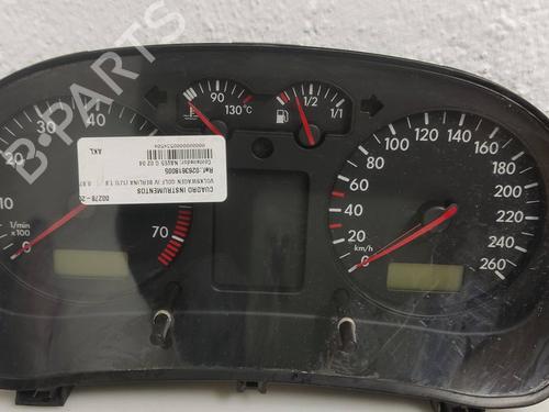 Used Instrument cluster VW GOLF IV (1J1) [1997-2008]  19559491