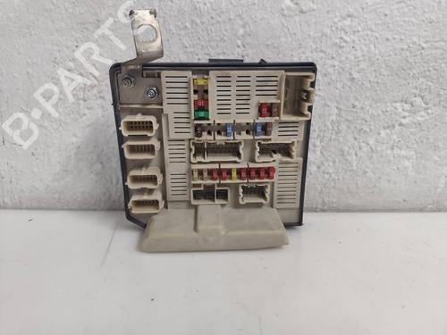 Used Fuse box RENAULT MEGANE II (BM0/1_, CM0/1_) [2001-2012]  29400704