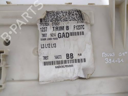 Fuse box FORD FOCUS II Turnier (DA_, FFS, DS) | BP19566777E1