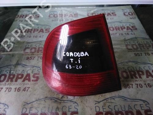 Feu arrière gauche SEAT CORDOBA (6K1, 6K2) [1993-2002]  19556149