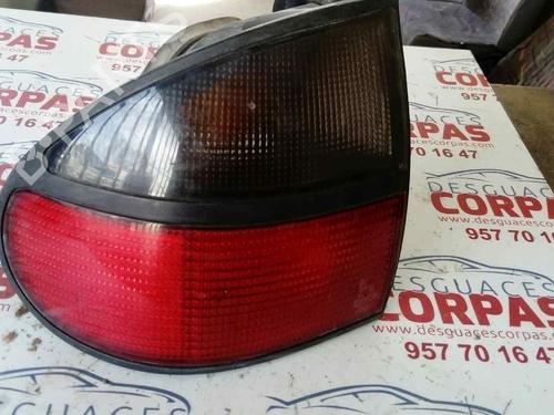 Used Left taillight RENAULT LAGUNA I (B56_, 556_) [1993-2002]  19548621