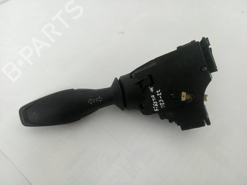 Used Steering column stalk FORD FIESTA VI (CB1, CCN) [2008-2017]  22610107