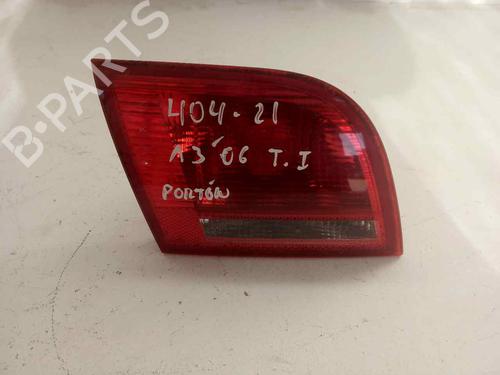 Achterlicht kofferdeksel achterklep links AUDI A3 (8P1)  | BP19561992C79 