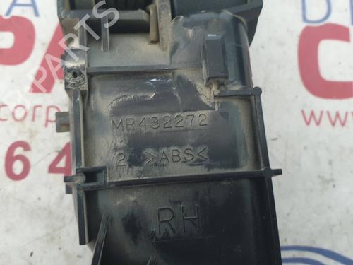 Rear right interior door handle MITSUBISHI PAJERO III (V7_W, V6_W)  | BP19555374I16 