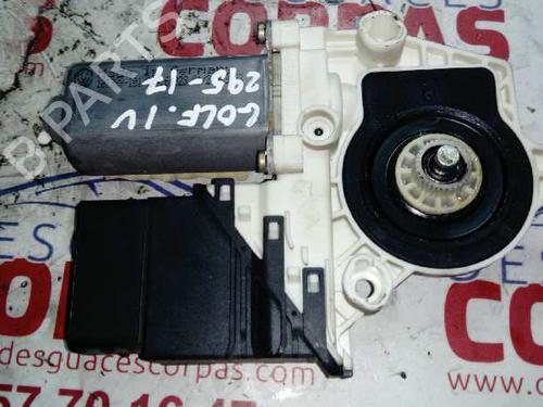 Rudehejsemotor bagstkærm højre VW GOLF IV (1J1) 1.6 (100 hp) 19550092