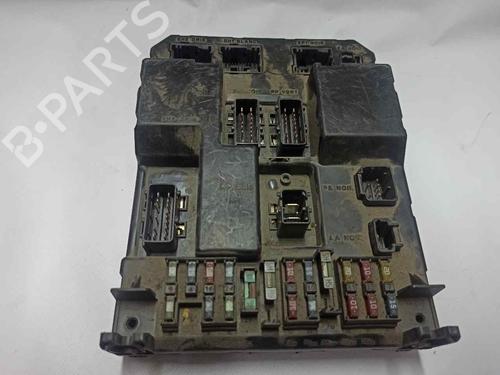 Fuse box PEUGEOT 307 Break (3E) 2.0 HDI 110 | BP19561713E1 