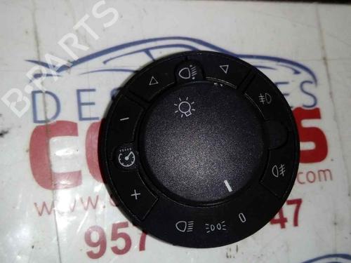 Used Headlight switch OPEL CORSA D (S07) [2006-2015]  19550271