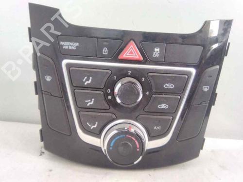 Used Climate control HYUNDAI i30 (GD) [2011-2025]  19564197