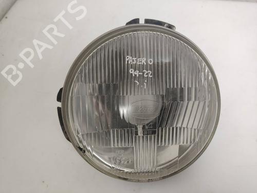 Used Left headlight MITSUBISHI PAJERO I (L04_G, L14_G) [1982-1991]  22610528