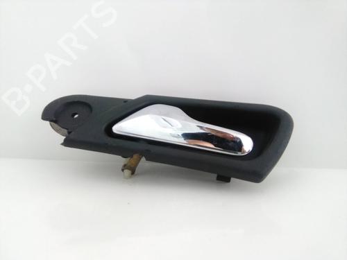 Used Front left interior door handle MERCEDES-BENZ C-CLASS (W203) C 200 Kompressor (203.042) (163 hp) 19660728