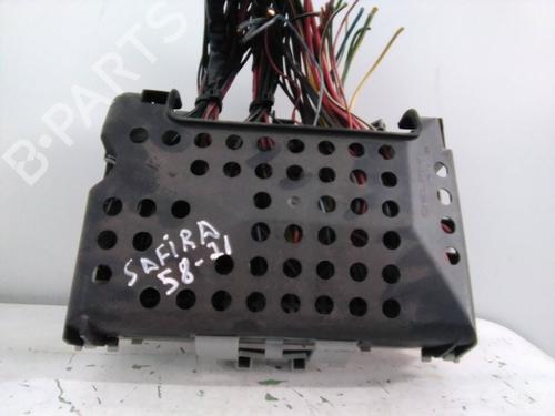 Fuse box OPEL ZAFIRA A MPV (T98)  | BP19559531E1 