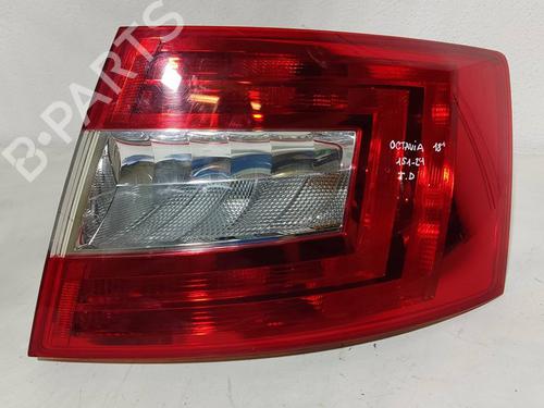 Used Right taillight SKODA OCTAVIA III (5E3, NL3, NR3) 1.6 TDI (110 hp) 19708984