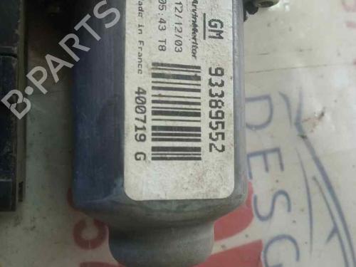 Front right window mechanism OPEL MERIVA A MPV (X03) 1.7 DTI (E75) | BP19554597C23 