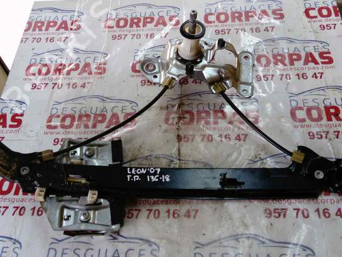 Used Rear right window mechanism SEAT LEON (1P1) [2005-2013]  19550805