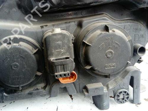 Right headlight RENAULT SCÉNIC I MPV (JA0/1_, FA0_) 1.9 dTi (JA0N) | BP19551133C29 