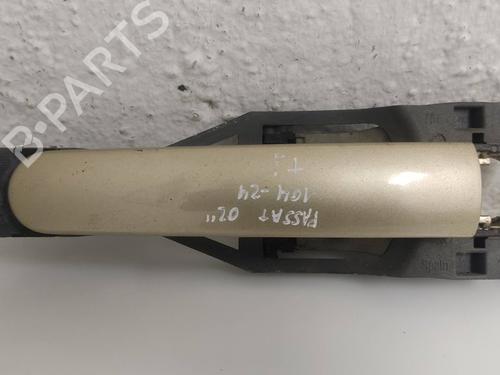 Used Rear left exterior door handle VW PASSAT B5.5 (3B3) 1.9 TDI (130 hp) 22610605