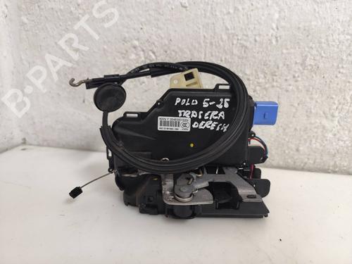 Used Rear right lock VW POLO CLASSIC (86C, 80) [1985-1994]  27458216