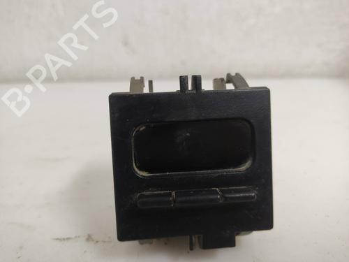 Used Display monitor RENAULT MEGANE II Saloon (LM0/1_) [2003-2025]  19569473