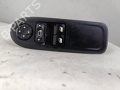 Used Left front window switch Left front window switch CITROËN C3 II (SC_) [2009-2026] 36497449 36497449