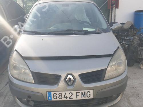 Gebruikte RENAULT SCÉNIC II (JM0/1_)    4638736 Onderdelen