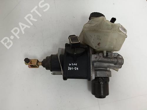 Used Brake master cylinder Brake master cylinder 38068912 38068912