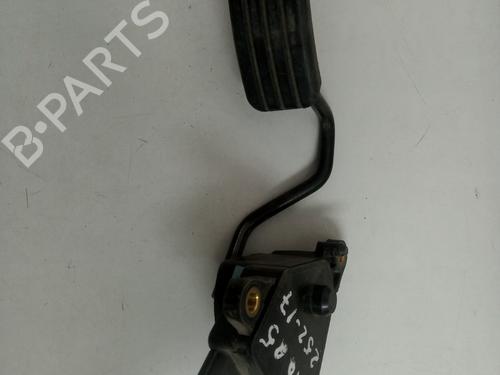 Used Pedal RENAULT CLIO III (BR0/1, CR0/1) 1.5 dCi (C/BR0G, C/BR1G) (68 hp) 19560884