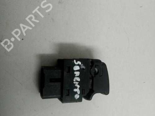 Left rear window switch KIA SORENTO I (JC) 2.5 CRDi | BP19561114I29 