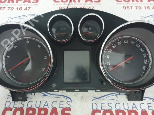 Used Instrument cluster OPEL INSIGNIA A (G09) [2008-2017]  19552896