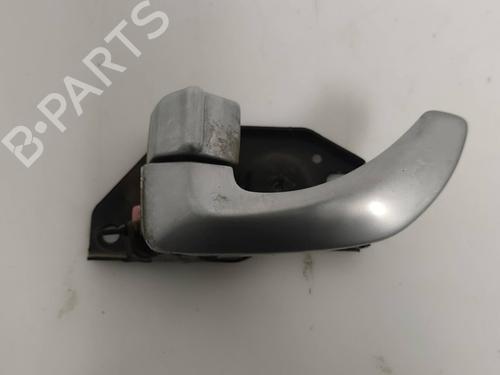 Venstre bak invendig håndtak HYUNDAI TERRACAN (HP) [2001-2008]  21802953