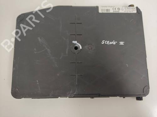 Used Fuse box RENAULT SCÉNIC II (JM0/1_) [2003-2010]  19567321