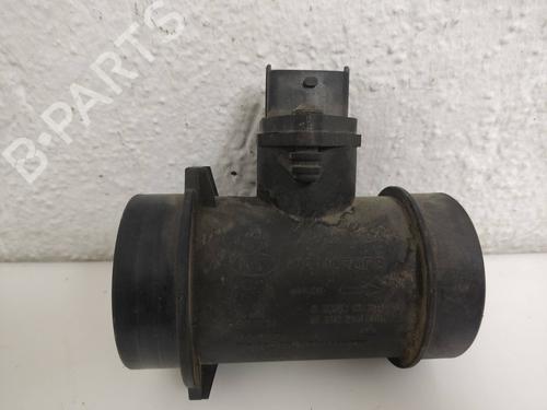 Used Mass air flow sensor KIA SEPHIA Saloon (FA) 1.6 i (80 hp) 19568064