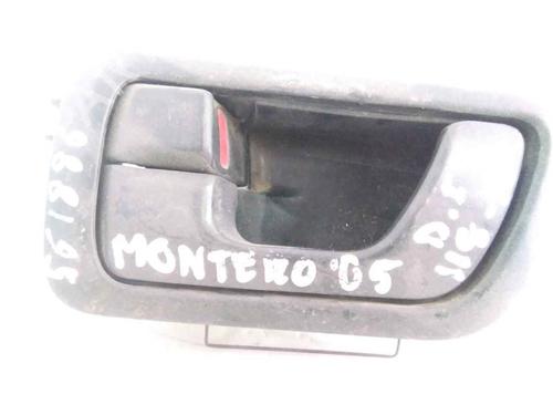 Venstre foran invendig håndtak MITSUBISHI PAJERO III (V7_W, V6_W) [1999-2007]  19565285