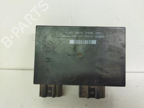Used Comfort control module Comfort control module SEAT TOLEDO II (1M2) [1998-2006] 33402136 33402136