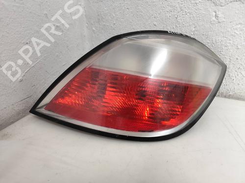 Used Right taillight OPEL ASTRA H (A04) [2004-2014]  25038455