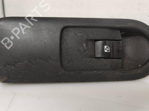 Used Right front window switch RENAULT SCÉNIC II (JM0/1_) [2003-2010]  19661682