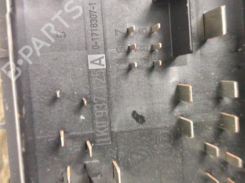 Fuse box SEAT TOLEDO III (5P2) | BP26144211E1