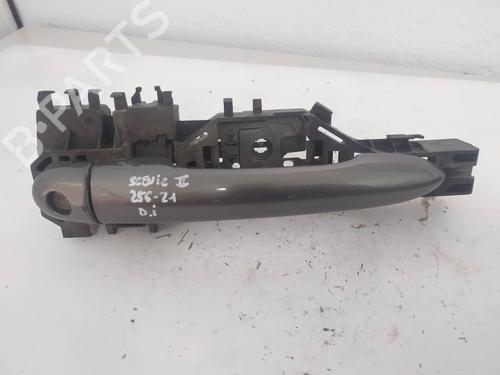 Used Front left exterior door handle RENAULT SCÉNIC II (JM0/1_) [2003-2010]  19556759